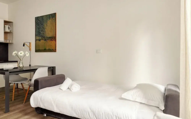 Delightful studios near Parco Tre Torri