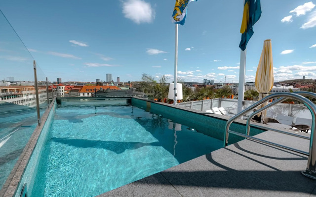 Avalon Hotel