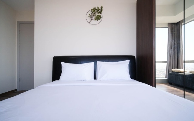 Minimalist With Beautiful View 2Br At Grand Sungkono Lagoon Apartment – Guest Rooms – Surabaya