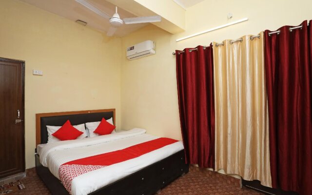 Royal Guest House By OYO Rooms