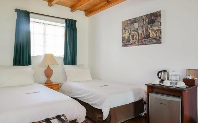 Houw Hoek Hotel