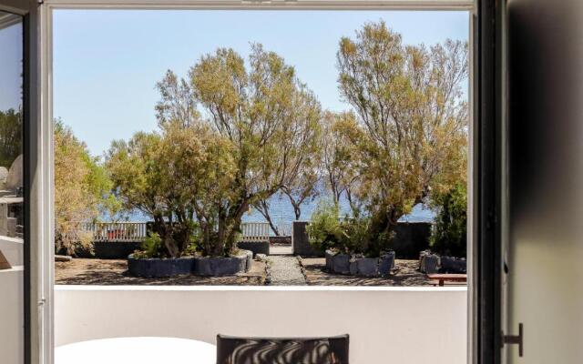 Exi Sea Side Suites