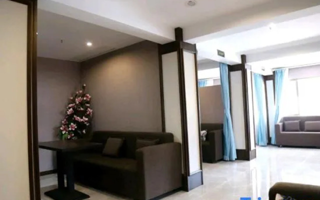 Ruixi International Hotel (Guang'an Railway Station Branch)