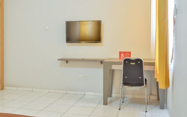 ZEN Rooms Basic UNINUS Syariah