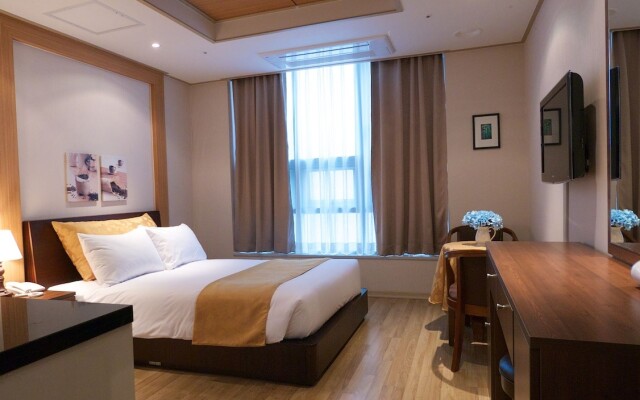 The Hotel Yeong Jong