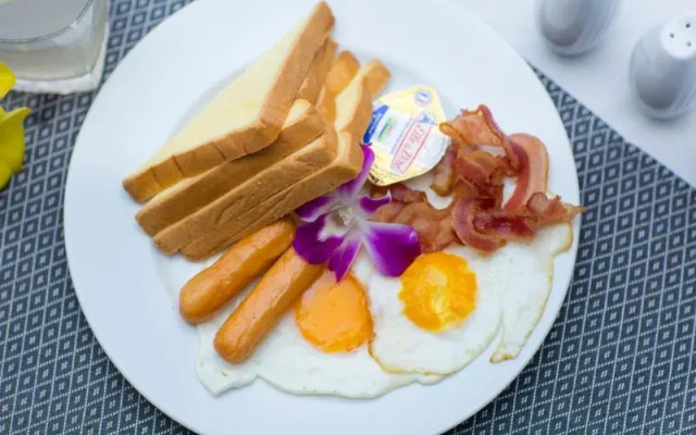Lemongrass & Ginger Hotel