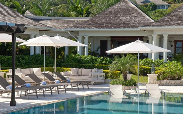 Sunny Vacation Villa 20