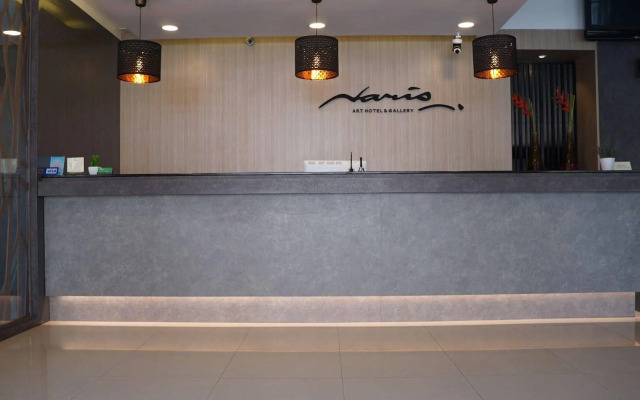 Naris Art Hotel