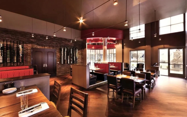 Embassy Suites Tuscaloosa Downtown