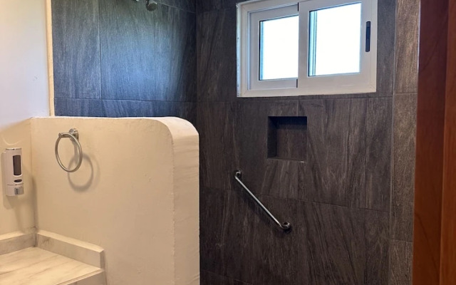 Oneiro Suites