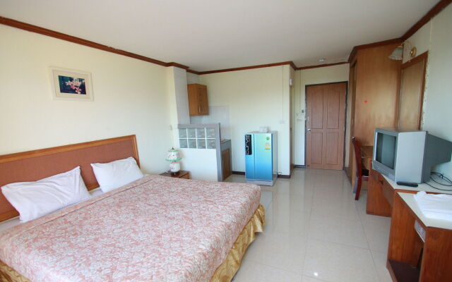 Chantorn Jomtien Guesthouse 1