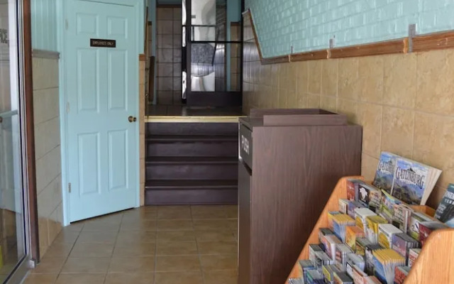 Budget Inn of Claypool Hill