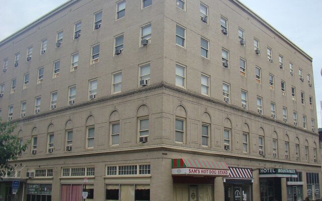 The Mountaineer Hotel