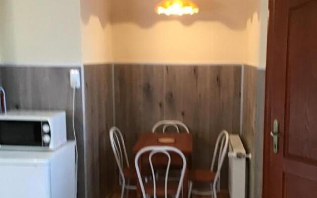 4 Lurkó Apartman Új
