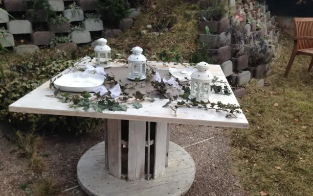 B&B White Rose