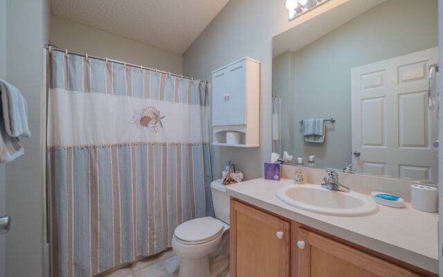 Amelia Avenue 3669 by White Pelican VR