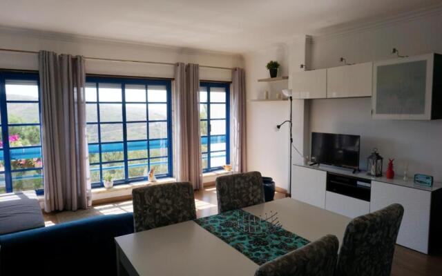 Magoito Sea View Apartment