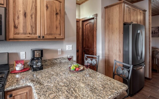 413crestviewmtncb - Crest View