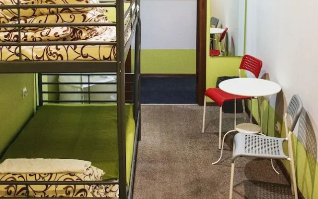 Hostel Pop-Art