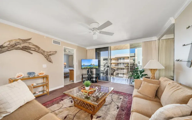 Royal Kahana 701