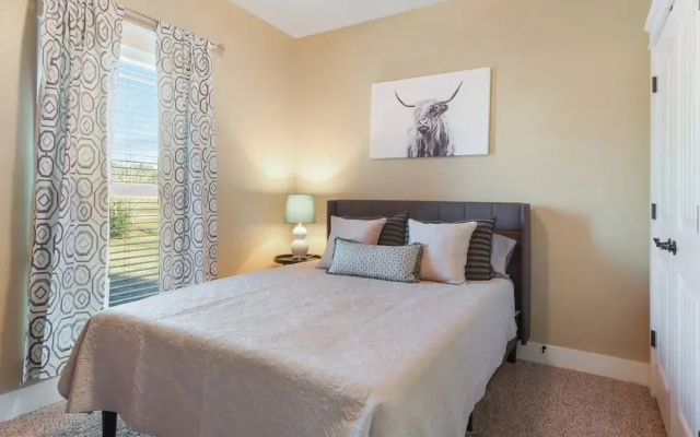 Spacious 3BR Condo in Ocean Springs