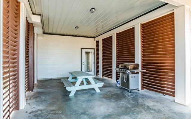 Southern Secret West & East