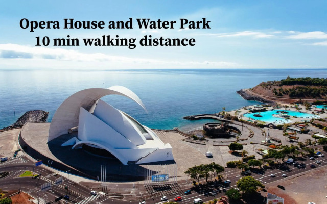 Santa Cruz Luxury Low-Cost Apartment with Terrace & Views