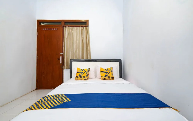 OYO 2240 Simpang Tujuh Residence