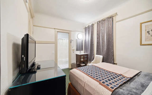 Union Square Plaza Hotel