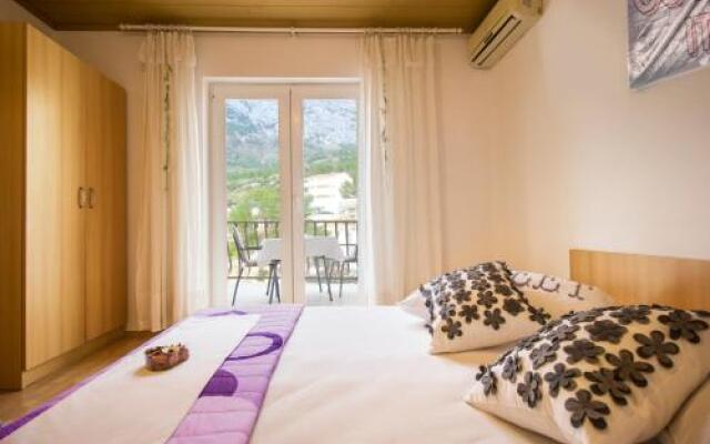 Apartment & Rooms Marigold