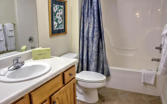 Whispering Pines 233