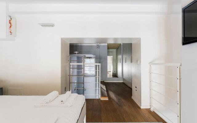 Awesome loft in the city center of Milan