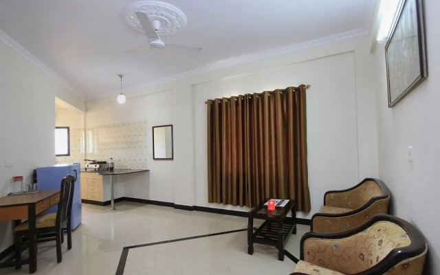 OYO Flagship 12684 Compact Green View