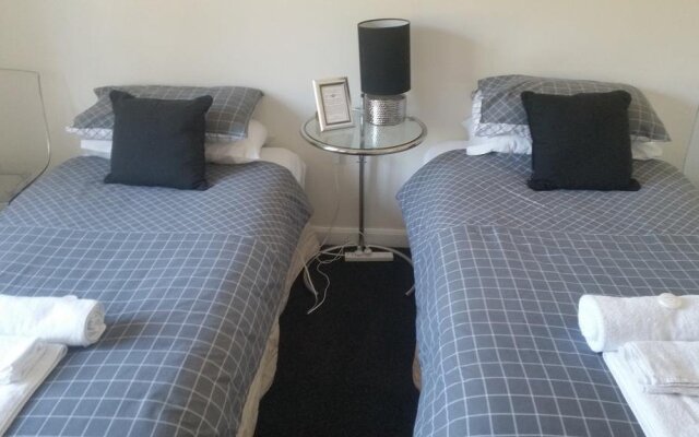 Fish Creek Hotel