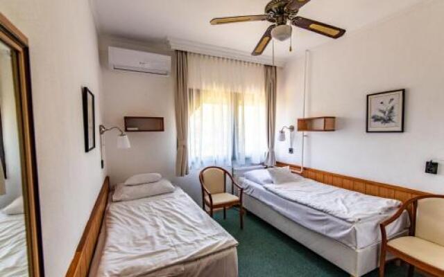 Hotel Jogar