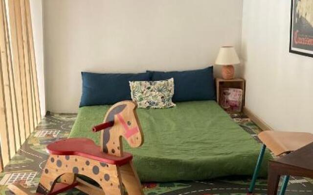 Grand Studio avec piscine chauffée