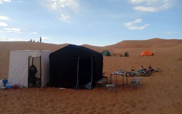 Afar Merzouga
