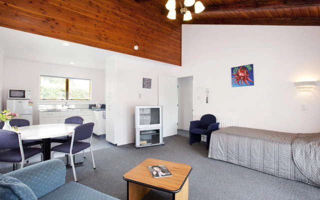 Accommodation Te Puna