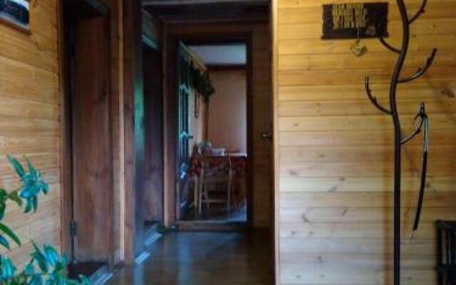 Guesthouse Puzhalova Izba