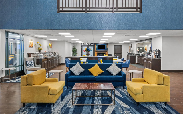Comfort Suites Near Casinos Norwich-Uncasville CT