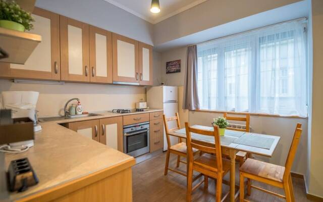 FM Luxury 2-BDR Apartment - 5th Avenue