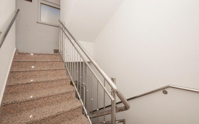 Stunning Apartment in Krvavica With Wifi