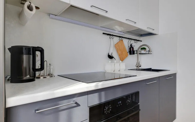 Хэппи Пипл на ул. Героя России Филиппова, д. 10