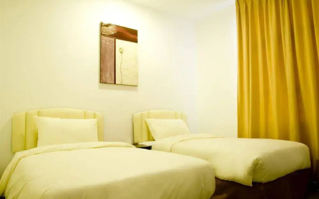 Hotel Seven