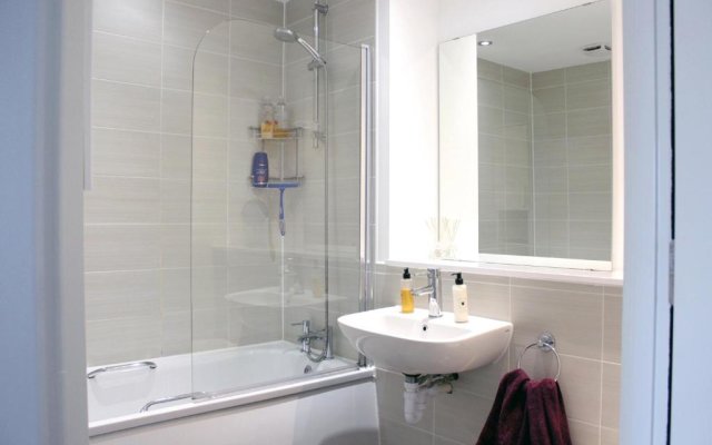 Bridgewater House - Luxury Private Room & Bathroom