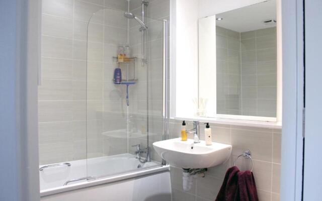 Bridgewater House - Luxury Private Room & Bathroom