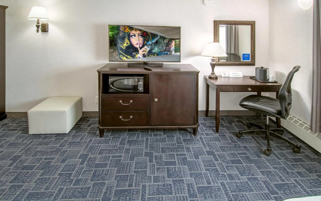 Holland Hotel Free Parking Jersey City