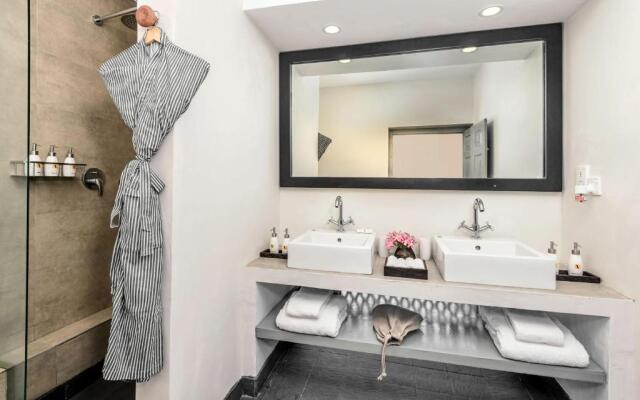 The Villa Bentota by KK Collection