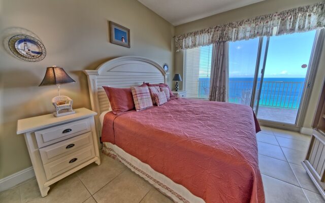 Wondrous Condo with Beach Access and Poolside Beach - Unit 2103 by RedAwning