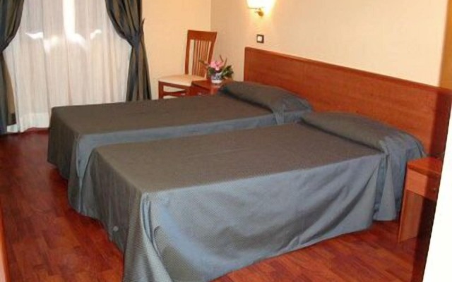 Hotel Akrabello